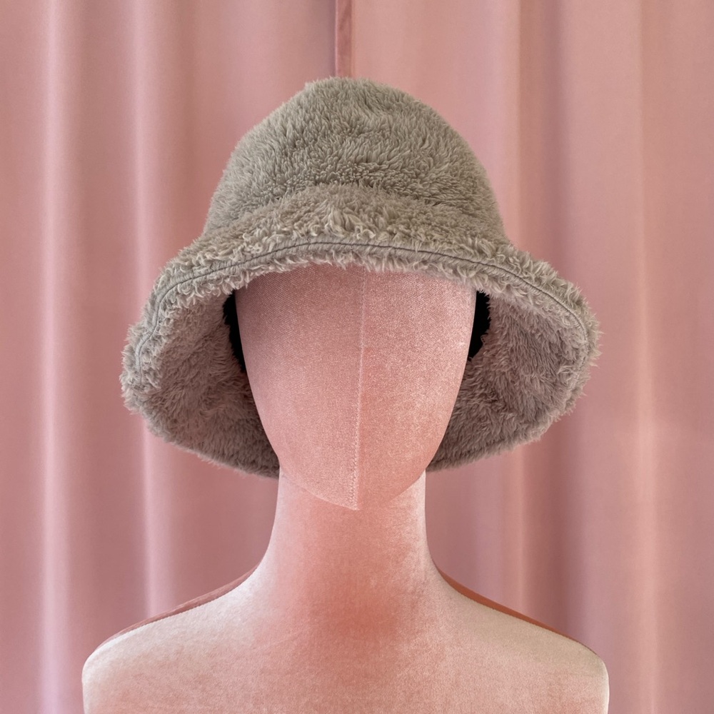 Muji Recycle Polyester Boa Bucket Hat